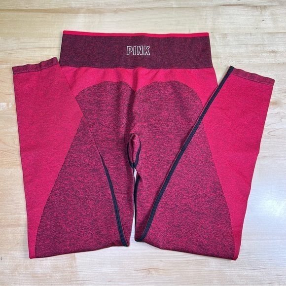 PINK Victoria's Secret Pants - Pink Victoria’s Secret leggings size XS great condition